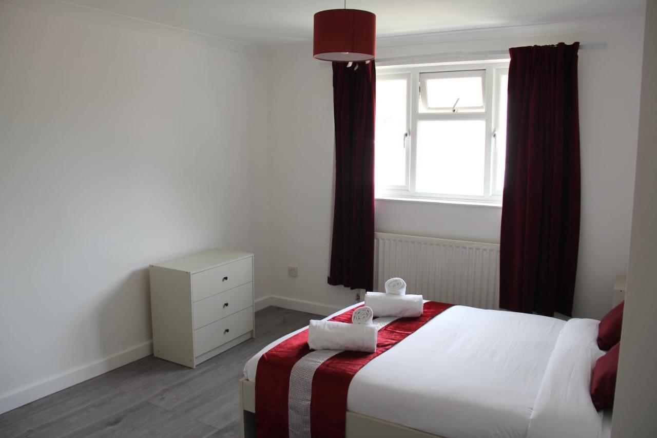 Coolfin House-Close To Excel, Contractors, Relocators, Paid Parking Villa London Exteriör bild