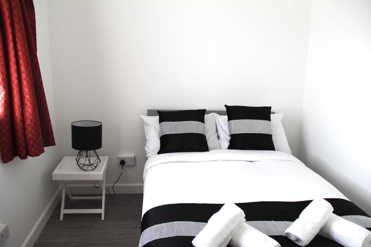 Coolfin House-Close To Excel, Contractors, Relocators, Paid Parking Villa London Exteriör bild